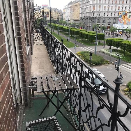 Spacious Apartman In The Center Budapest Exterior photo