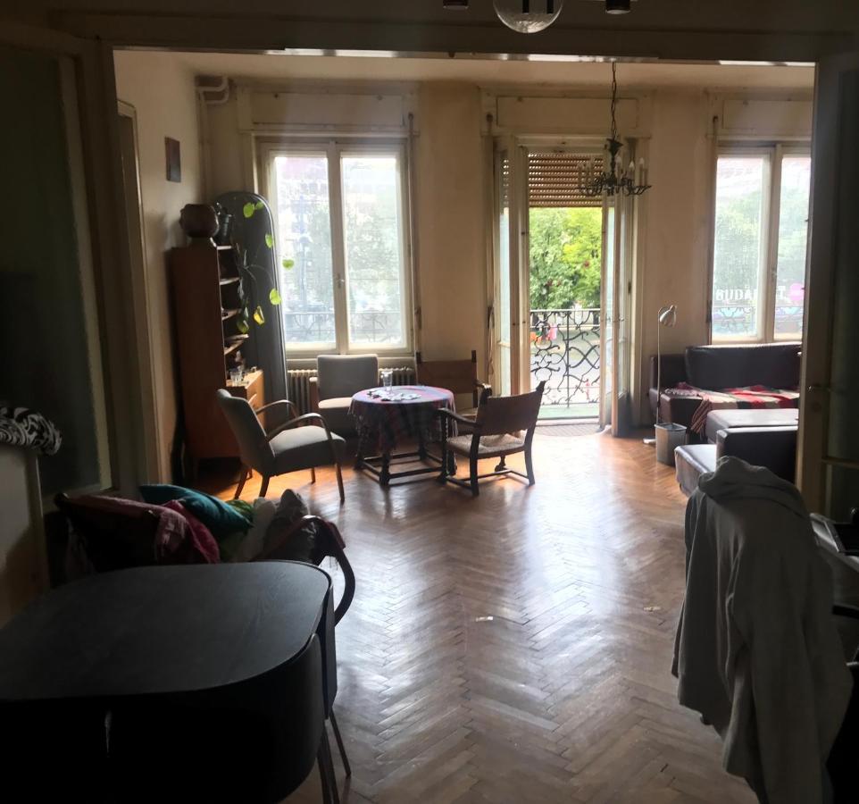 Spacious Apartman In The Center Budapest Exterior photo
